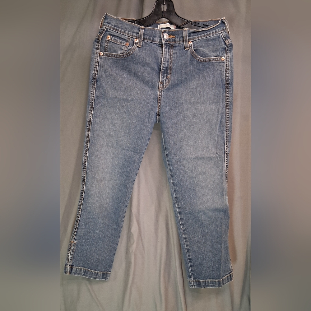 Levi's Women's Capri Jeans